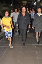 Rakesh Roshan snapped at the Airport, Mumbai on 12th Oct 2012,1 (26).JPG